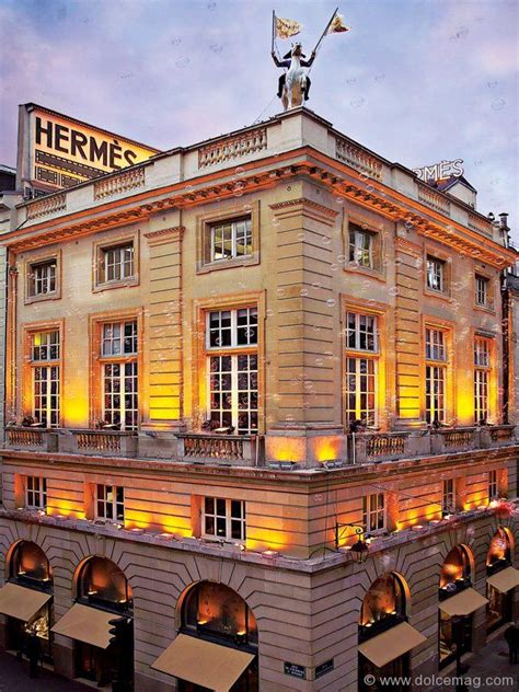 la maison hermes.